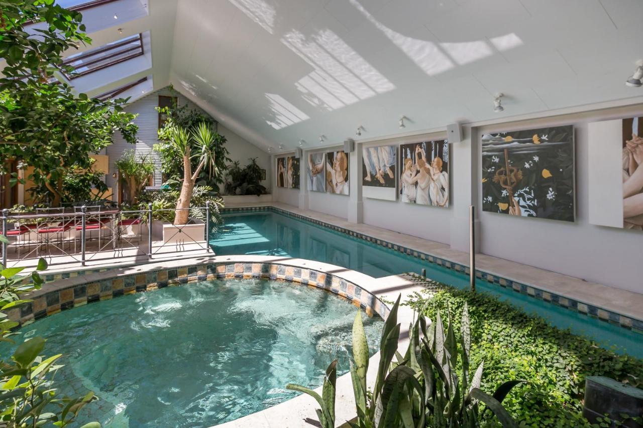 Bond Estate Luxury Accommodation Κράισττσερτς Εξωτερικό φωτογραφία